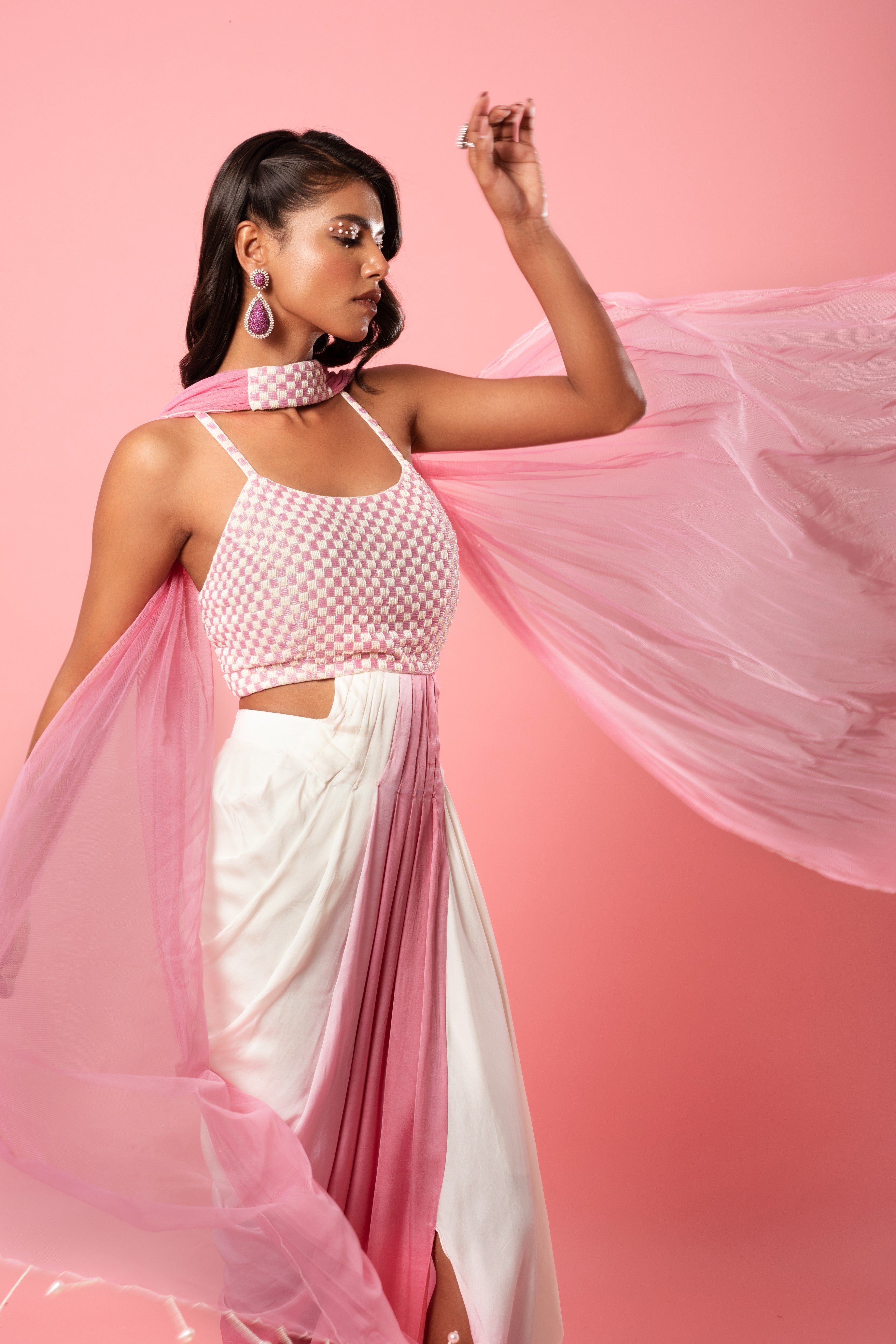 Ivory and pink ombre dhoti dress with choker dupatta and embroidery.